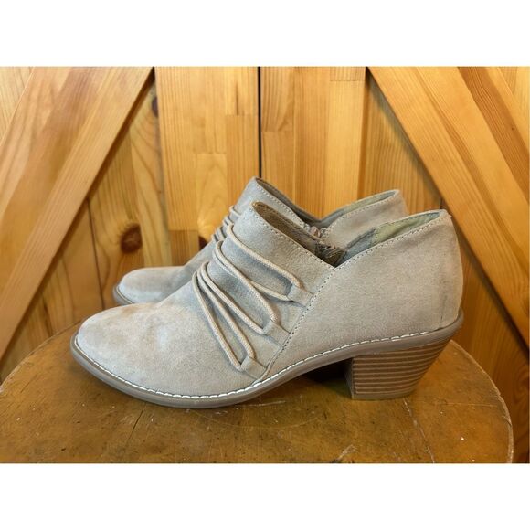 Rocket Dog Camel Color Booties, Size 7 - Picture 3 of 9